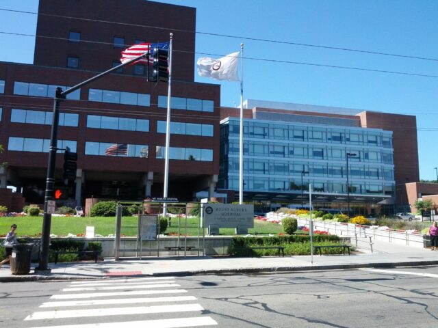 Mount_Auburn_Hospital